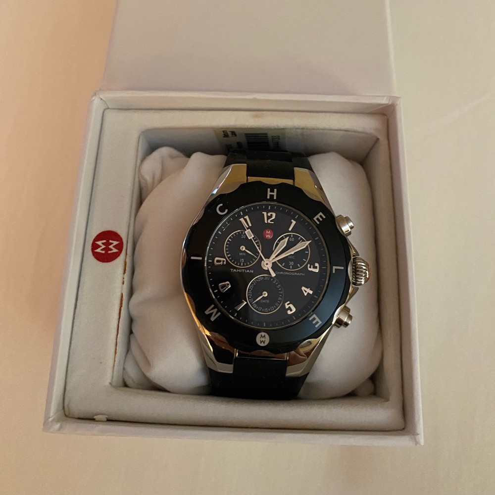 Big face, rubber strap